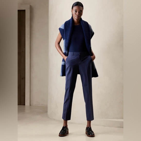 Banana Republic Pants - NWT Banana Republic Avery Machine Washable Italian Wool Slim Dress Pants 10 Navy